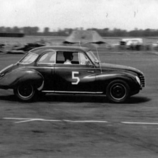 Au volant de la DKW Sonderkasse de Ian